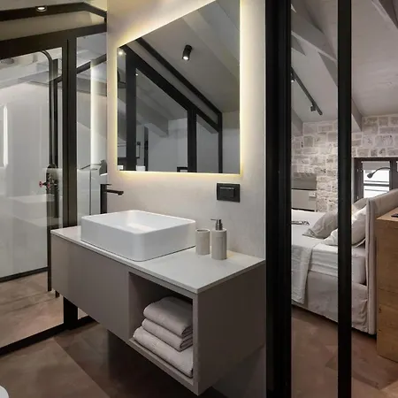 Euphrasiana * بوريتش