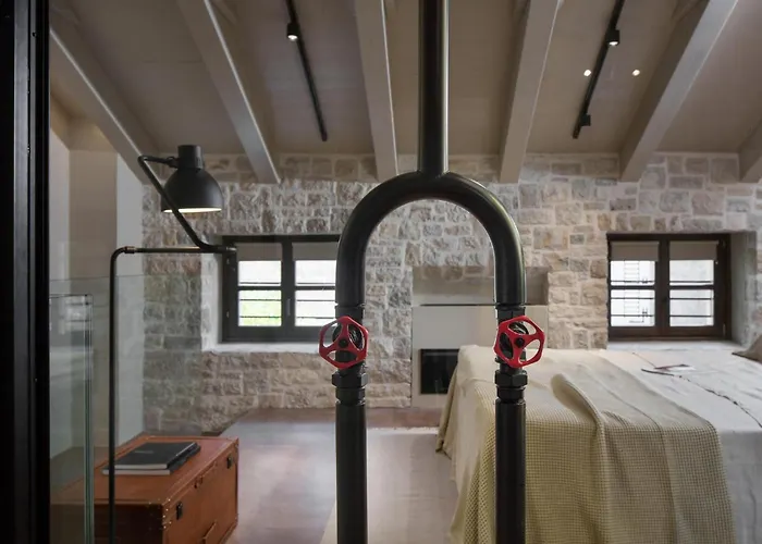 Euphrasiana Пореч